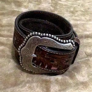 Ariat Ladies Floral Tooled with Pink Inlay Leather Belt~ Size Medium
